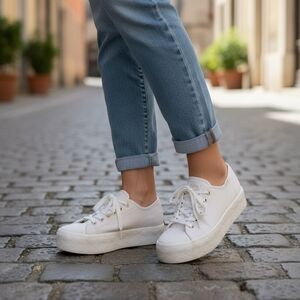 KEDS x KATE SPADE White Canvas Platform Lace-Up Sneakers Women’s Size 8.5